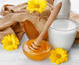 Sữa Và Mật Ong Có Kỵ Nhau Không? Đọc Ngay Bài Viết