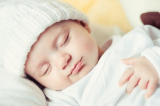 Tại Sao Không Nên Khen Trẻ Sơ Sinh Mà Lại Dùng “Trộm Vía”?